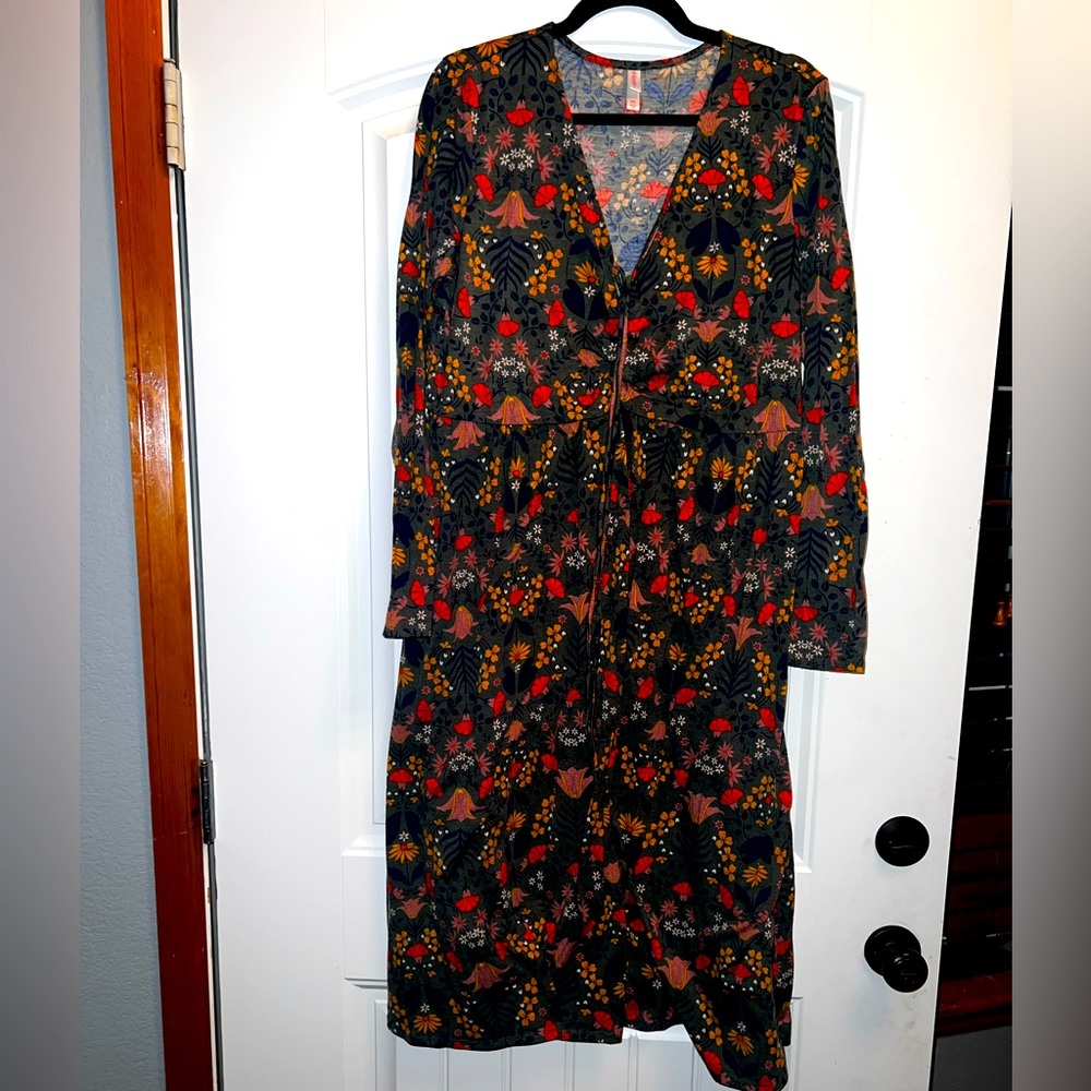 Xhileration XXL dress.